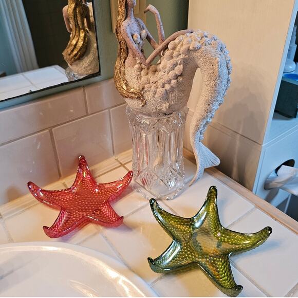 Iridescent Ocean Starfish Dishes Red-Green Art Glass - Set of 2 Coastal Decor - Picture 1 of 9